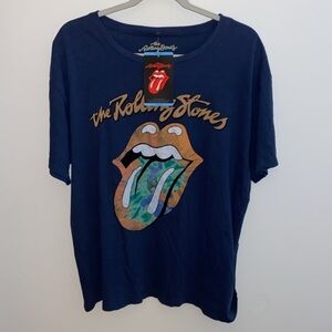 NWT The Rolling Stones graphic tee size large, 100% cotton, super soft